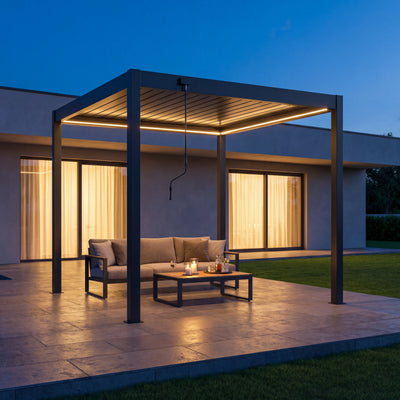 SkyPergola SkyLite ECO Aluminium-Pergola 3x3m Anthrazit mit LED-Beleuchtung, Terrasse am Abend